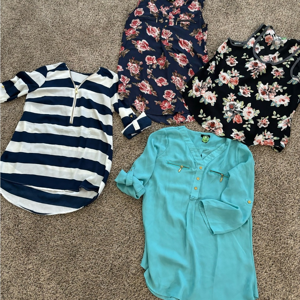 4 blouses size medium EUC